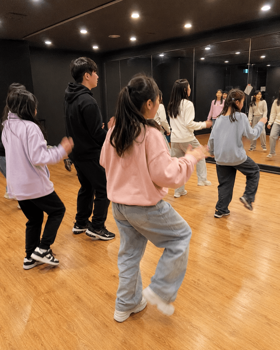 하움액팅 움직임 활동 이미지